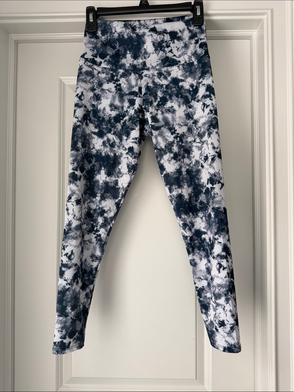 Onzie Navy and White Tie-Dye High-Rise Performance Leggings